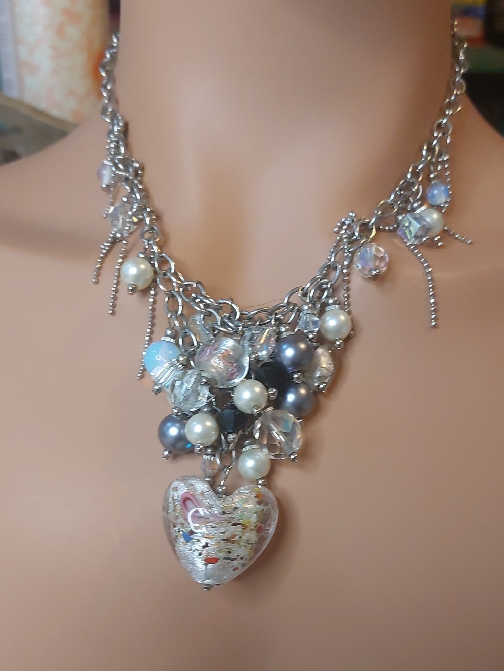 💚3/$25 Vintage Murano Glass Heart Silver Cluster Statement Necklace